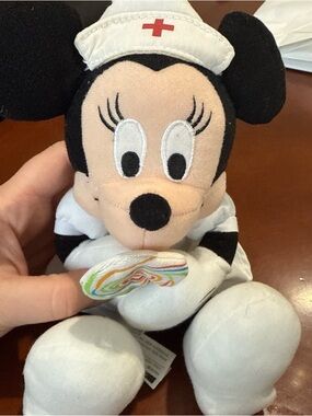 2004 Disney SEGA Minnie Mouse Nurse Plush Prize Redemption Rare Lollipop VTG
